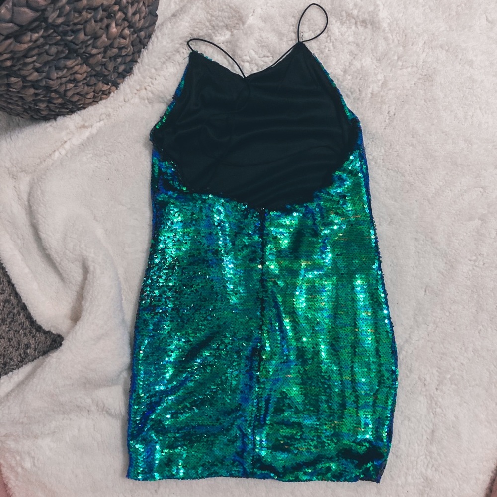 Blackless Sequin Party Dress